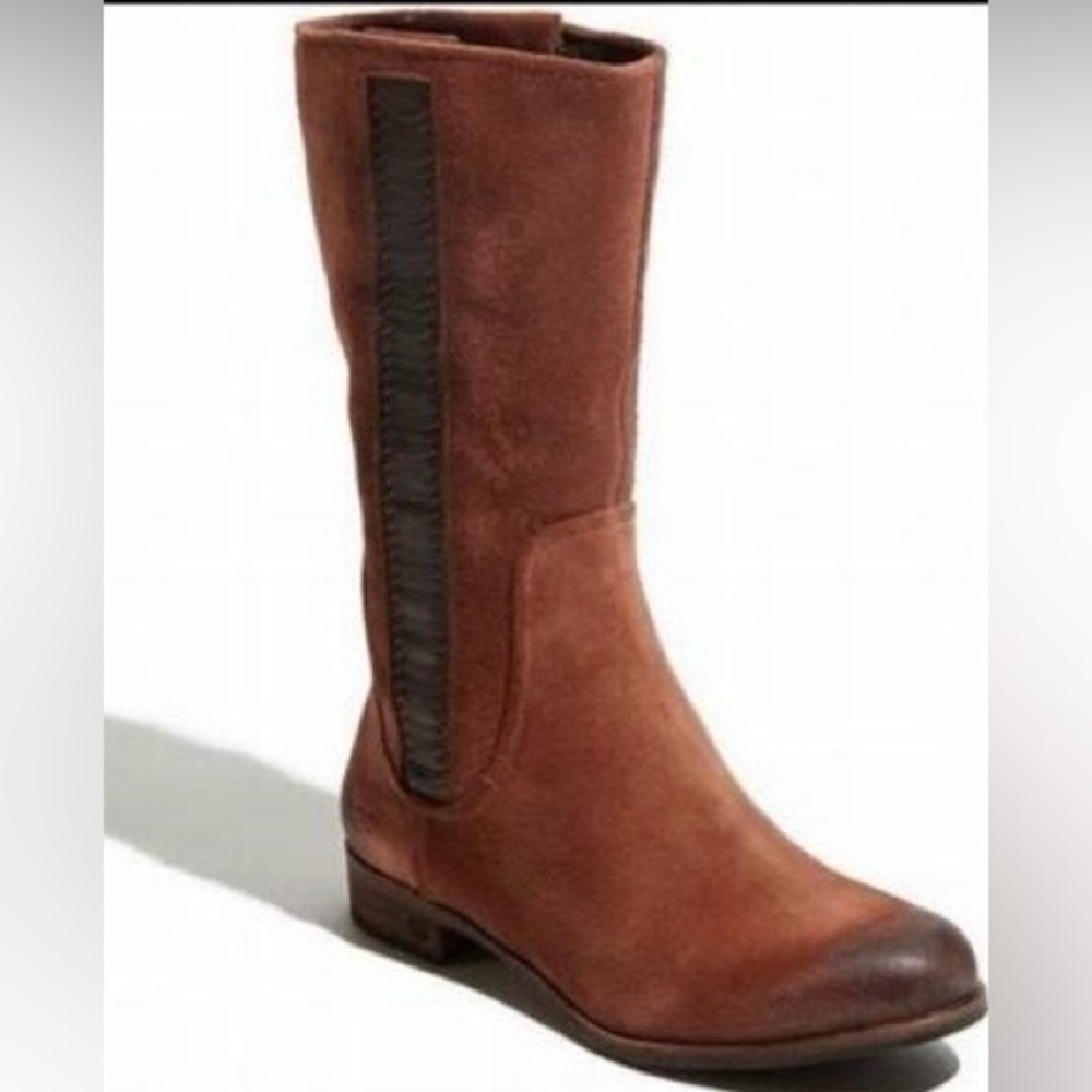 UGG Women’s Boot Size 10